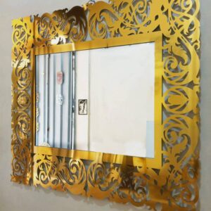 miroir décoratif doré