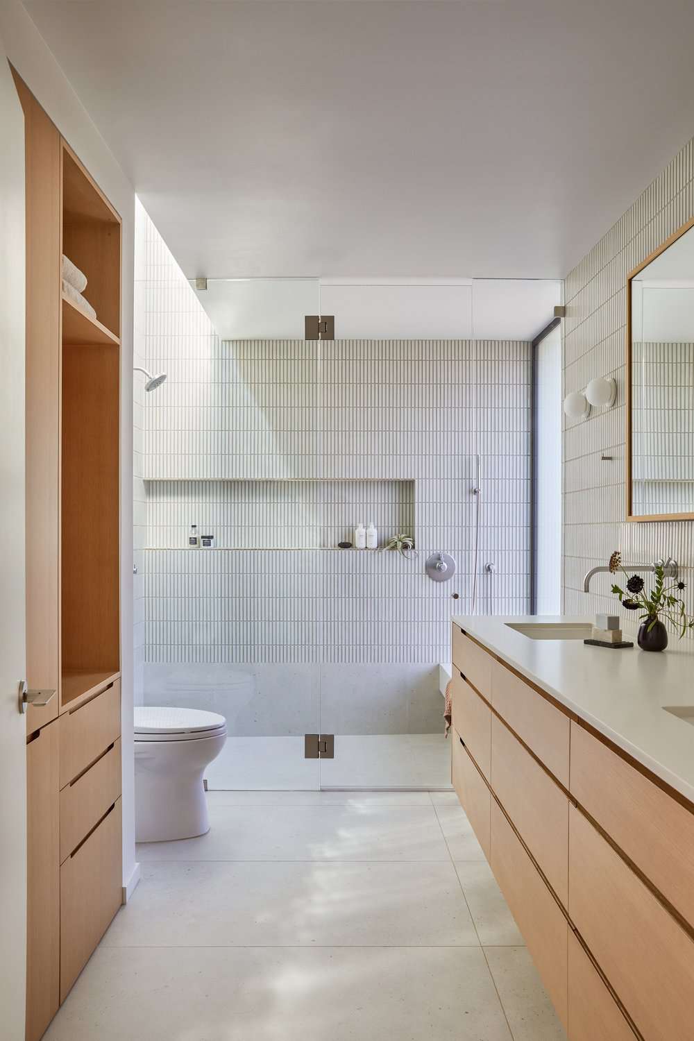 salle de bain minimaliste de luxe