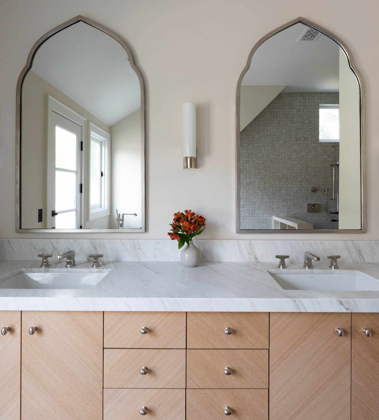 miroir de salle de bain moderne